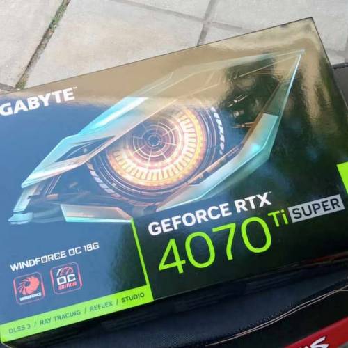 有保 4070 ti super 16gb gigabyte