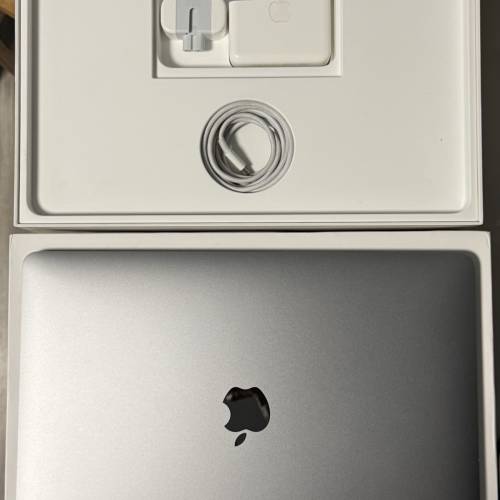 Apple MacBook Pro 13 吋 13inch (2019) Touch Bar i5 CPU 16G Ram 512GB SSD 90%新