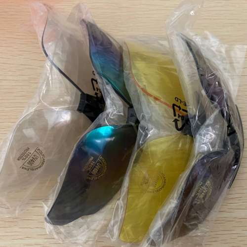 全新Mountain Ace 户外運動太陽眼鏡連多款鏡片 附配件 UV400