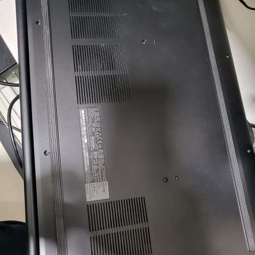 Dell G3 17 17.3吋(60Hz, i7-8750H, 8GB, 128GB SSD + 1TB HDD, GTX1060) 17G3-D1762