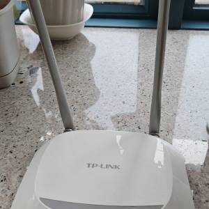 TP-LINK TL-WR840N WIFI ROUTER
