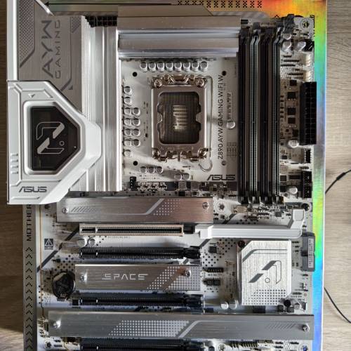 Z890-AYW GAMING Wi-Fi W