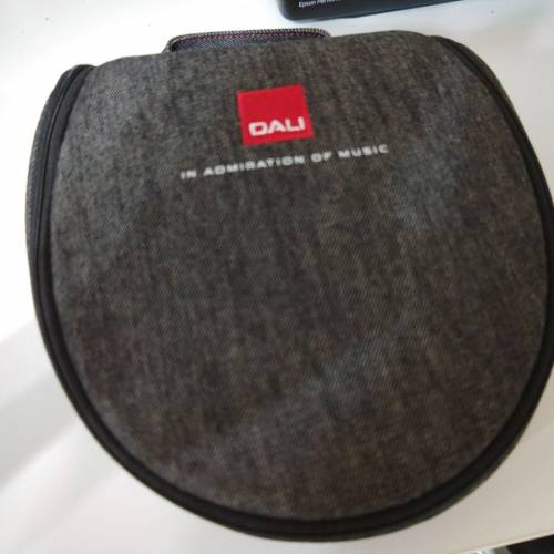Dali io6 headphone