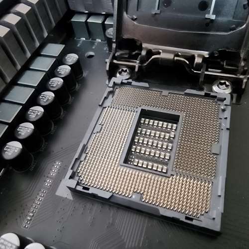 Gigabyte z390 Aorus Master 盒裝