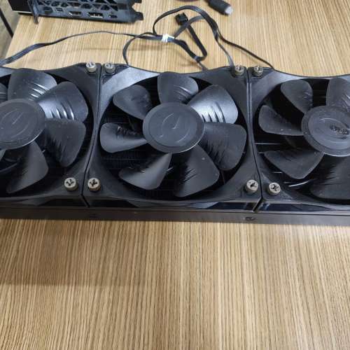 EVGA CLC  360mm All-in-One RGB LED CPU Liquid Cooler