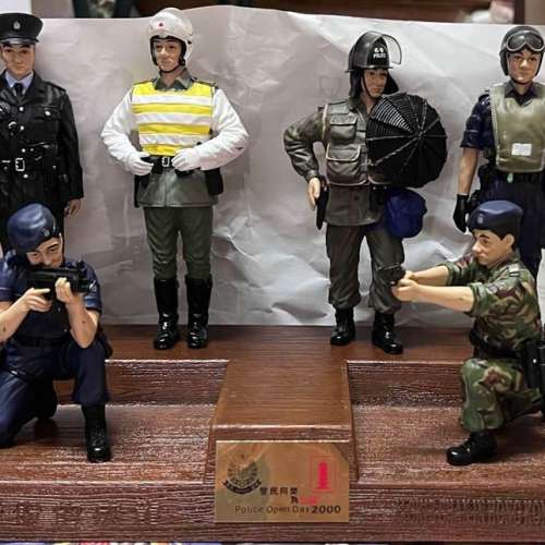 警民同樂為公益 2000 紀律部隊 Figure 擺設