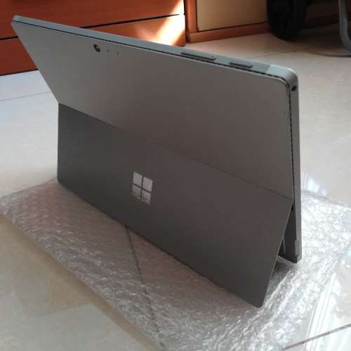 Microsoft Surface/12.3&rdquo; /i5-6300U 2.40GHz/4GB DDR4/128GB M2-SSD/ 92% New Tablet