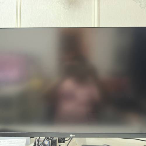 LG monitor 32UR550K