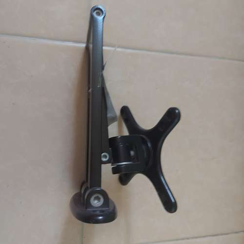 屯門良景輕鐵站交收 黑色可調節螢幕支架