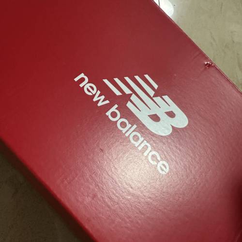 New balance 9成新有盒藍色