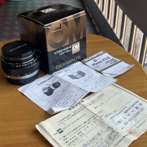 Olympus OM-System Auto-W 35mm f/2.8