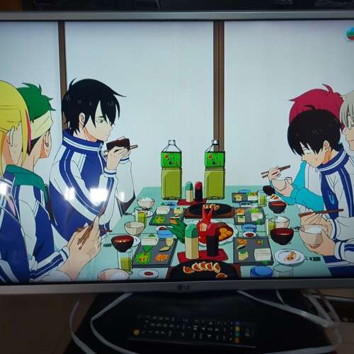 屯門良景輕鐵站交收 LG 電視 32" HD Smart TV 智能電視 LJ57 Series