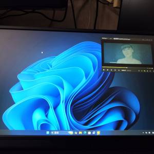 便攜式顯示器  15.6 " FHD 觸控式螢幕 內置電池。跟顯示Cable