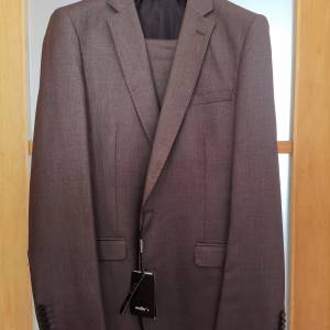 全新4件套 澳洲 Muller's 啡色男裝西裝 #42碼