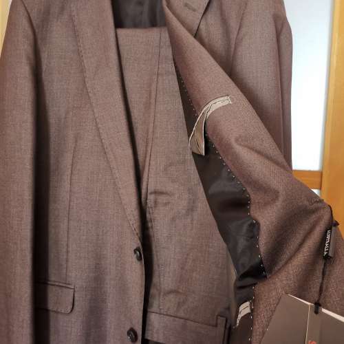 全新4件套 澳洲 Muller's 啡色男裝西裝 #42碼
