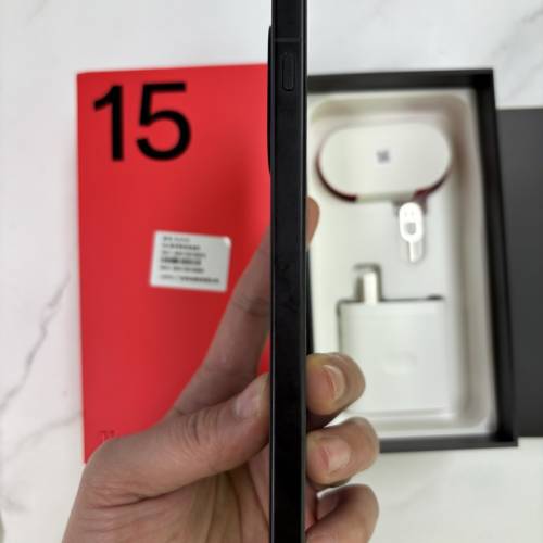 國行 有保全套有單 oneplus 1+ 15 16+256 絕對黑