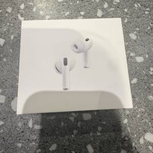 Apple最新一代 airpods pro 3