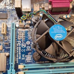Intel i5 3450 + Gigabyte B75M-D3V + 8GB DDR3-1600 Ram