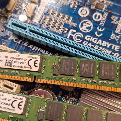 Intel i5 3450 + Gigabyte B75M-D3V + 8GB DDR3-1600 Ram