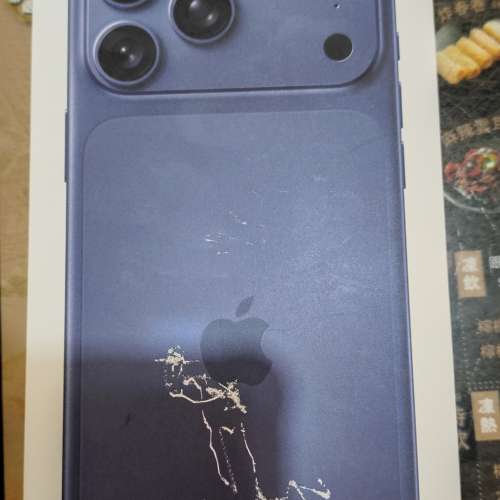 賣開封17PRO MAX藍色 256GB 盒底面有花  機完美