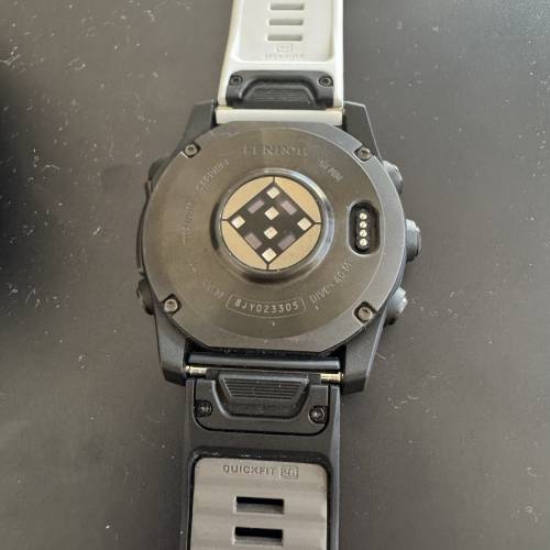 Garmin Fenix 8 51mm 藍寶石版 GPS 運動手錶