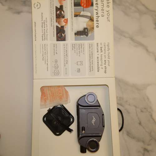 Peak Design camera clip V3