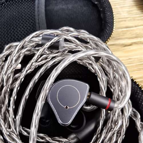 SIMGOT興戈SuperMix 4 一圈一鐵一平板一壓電陶瓷HiFi有線耳機