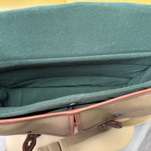 Billingham Vintage 卡其色 側孭相機袋