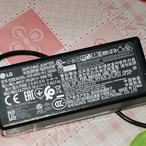 LG 27MP68HM-P    27吋    1080p