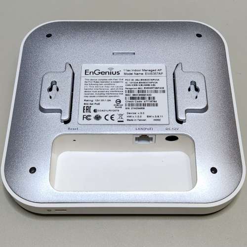 Engenius EWS357ap WiFi6 AX1800 Gigabit AP Access Point+ TP-Link POE Switch