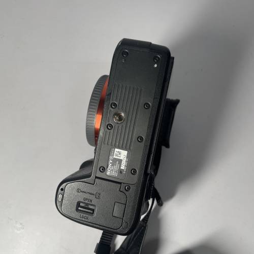 Sony a73 不議價送多粒電池