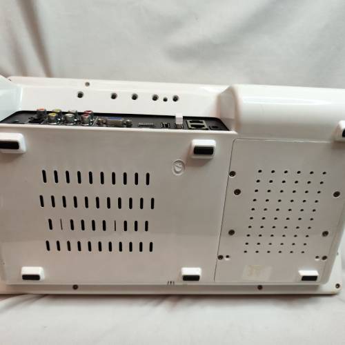 點唱機，15.5&rdquo;屏幕。觸屏，2TB HDD, 可高速下載歌曲（VIP到2124年）無咪