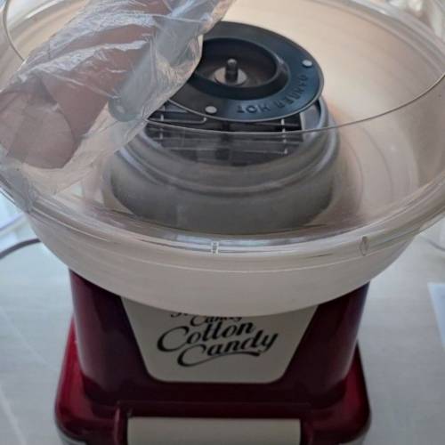 美國品牌NOSTALGIAPCM805 50年代金屬紅復古棉花糖機，只用過兩次，極新淨，有齊盒、...