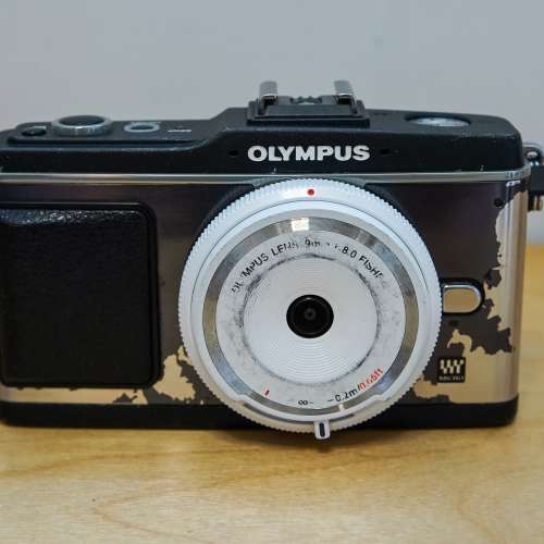 Olympus E-P2 (M43) + 機蓋魚眼鏡頭 (9mm, F8)