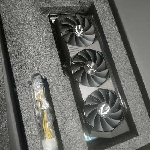 ZOTAC GEFORCE RTX 3070TI  8GB 地鐵交易有盒有單