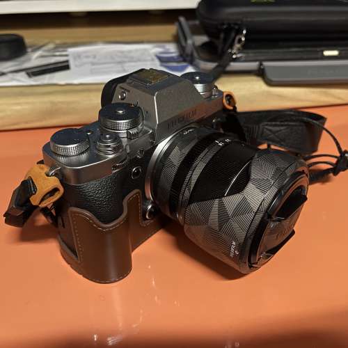 Fujifilm x-t3 xt3 (九成新) + XF18-55 變焦鏡頭（日本製）