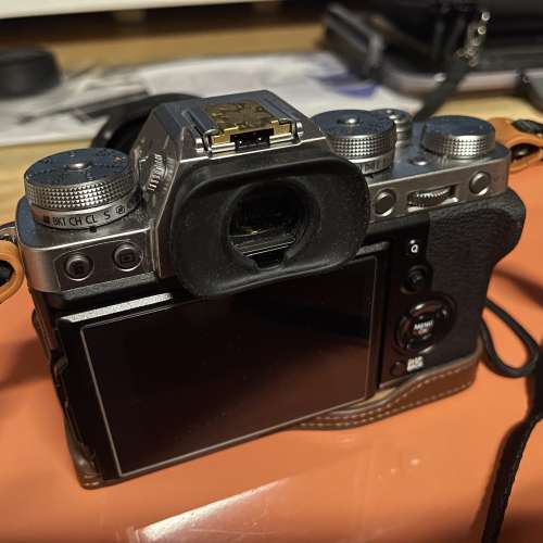 Fujifilm x-t3 xt3 (九成新) + XF18-55 變焦鏡頭（日本製）