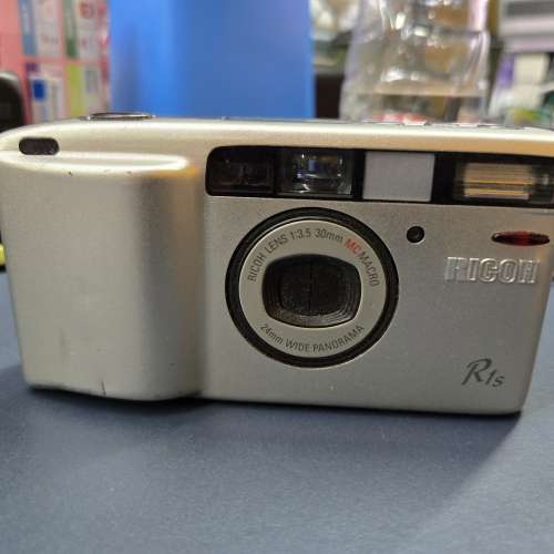 Ricoh R1s 菲林相機