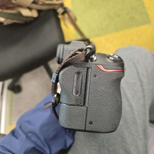 Nikon Z6 一代 淨機 無盒 一原廠電 一原廠差電器 相機帶一條 99新
