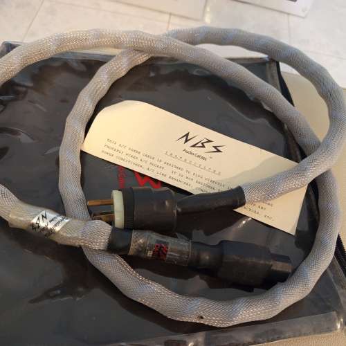 Nbs Omega 3 電源線