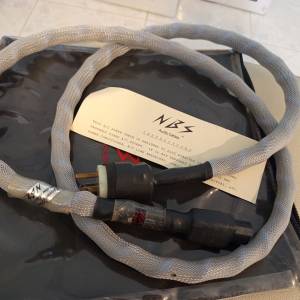 Nbs Omega 3 電源線