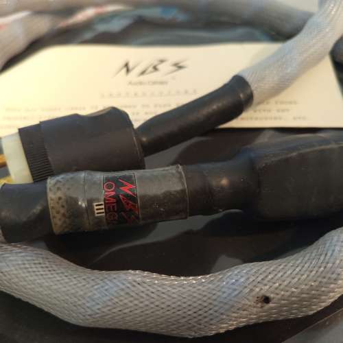 Nbs Omega 3 電源線