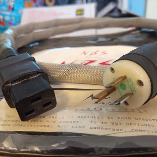 Nbs Omega 3 20A 尾插電源線