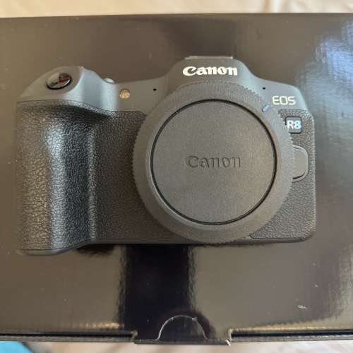 Canon rf r8相機