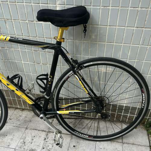 二手 KHS FLITE 500 16速 C剎 700C  前後义碳纖 鋁合金公路單車 HK$788.00