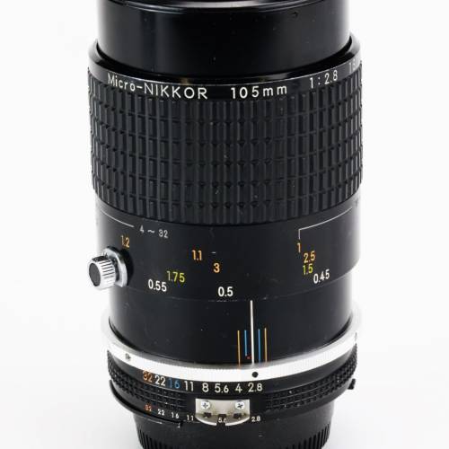 Nikon Nikkor Ais F2. 8 Marco 送 lens hood