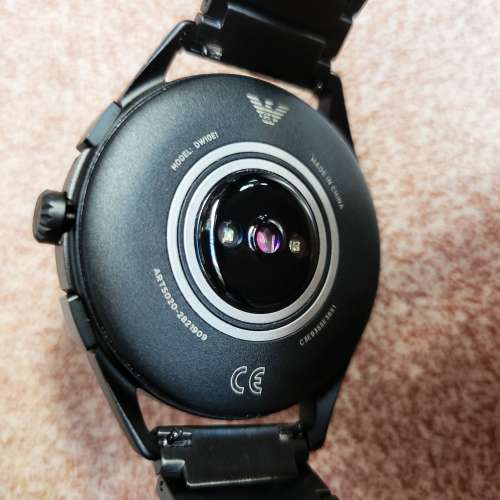 99新，未戴過的Armani 第五代智能表