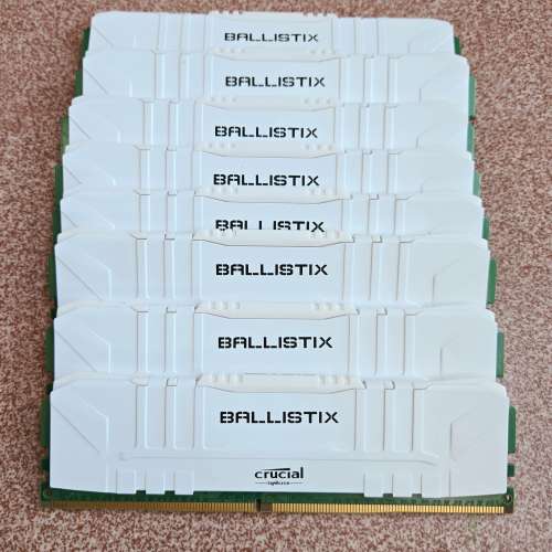 Crucial DDR4 8GB 2133，每兩條$350