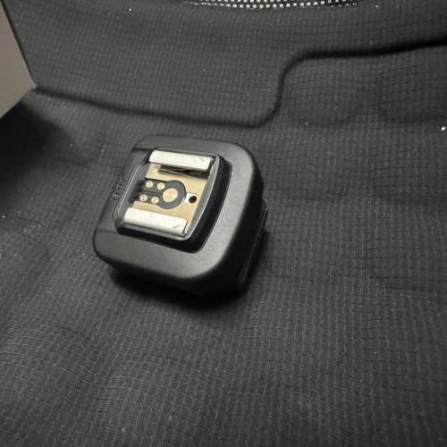 （極新行貨）多功能靴轉接器 AD-E1（適合R50v, Powershot V1, R50&hellip;)