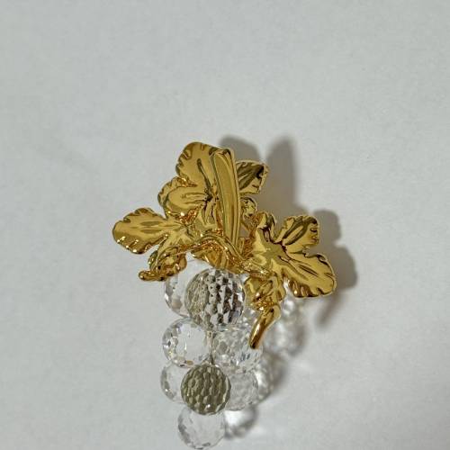 SWAROVSKI 施華洛世奇金色葡萄造型胸針